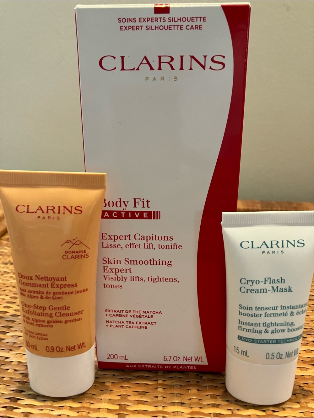 Clarins Body Fit Gentle Exfoliating Cleanser & Cryo-Flash Cream Mask